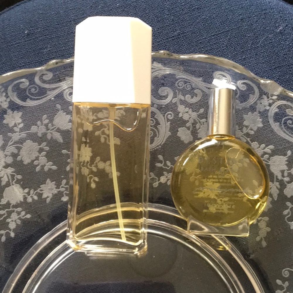 Elegant Perfume Set with White Cap